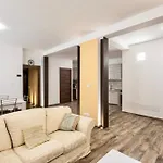 Divine Dante's Appartement