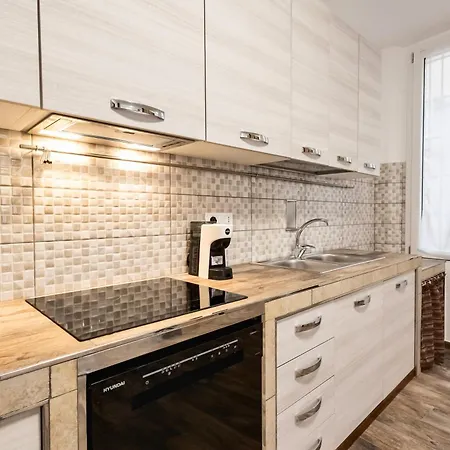 Divine Dante's Διαμέρισμα Ραβένα