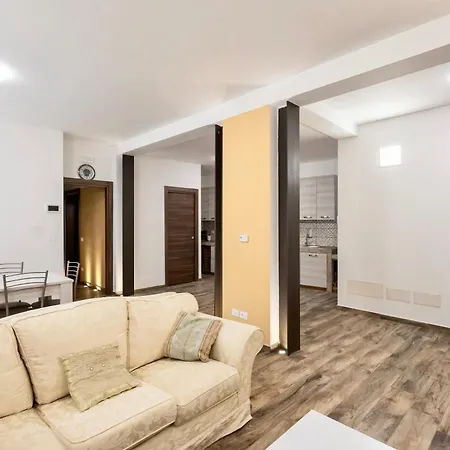 Divine Dante's Apartamento