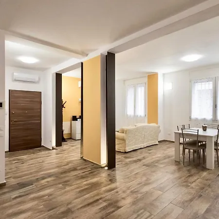 Apartamento Divine Dante's Rávena